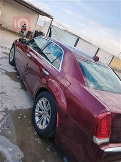 کرایسلەر 300